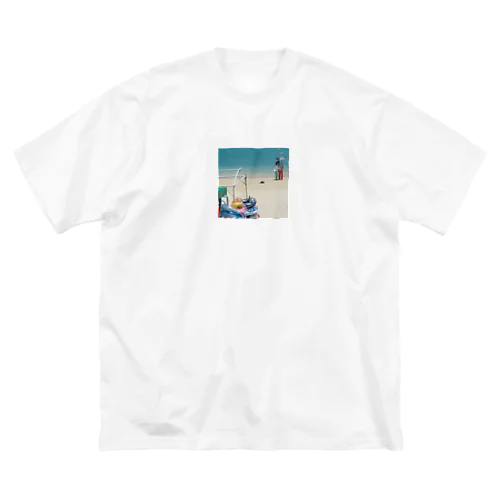 沖縄の砂浜をプリントしたグッズ Big T-Shirt