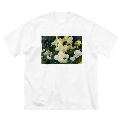 黄色い薔薇の花 Big T-Shirt