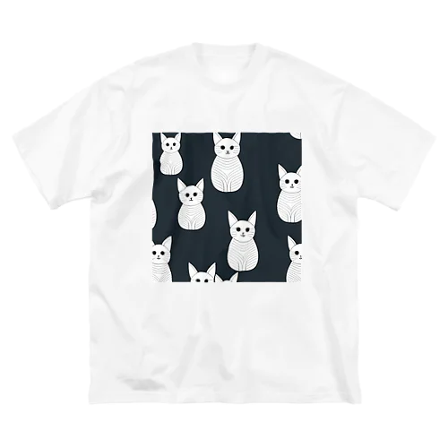 見つめる猫たち ビッグシルエットTシャツ