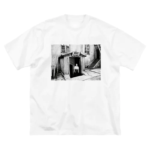BAD SAUNA 루즈핏 티셔츠