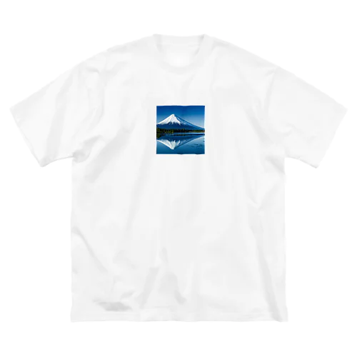 湖に反射する富士山 Big T-Shirt