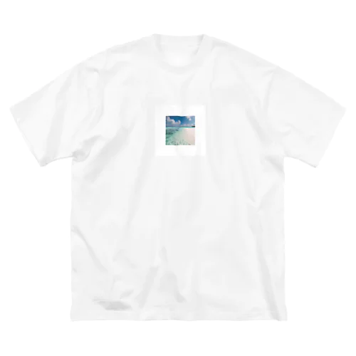 Beautiful beach ビッグシルエットTシャツ