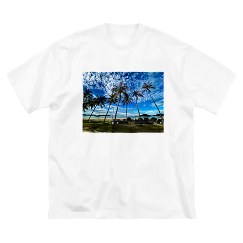 ランカウイ島のビーチ Big T-Shirt