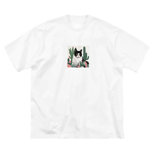 ハチワレ白黒猫とサボテン Big T-Shirt