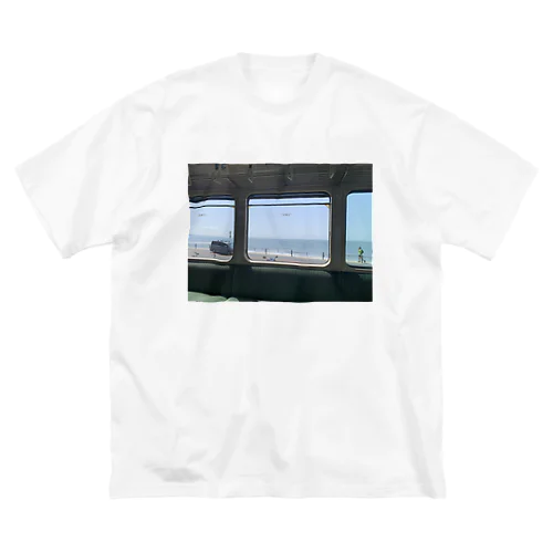 江ノ電の車窓 Big T-Shirt