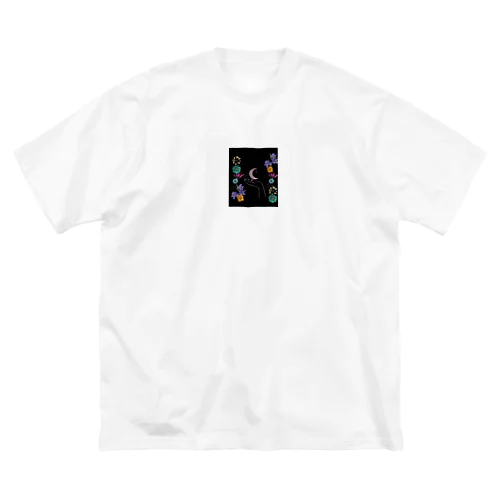 月に魅了されて Big T-Shirt