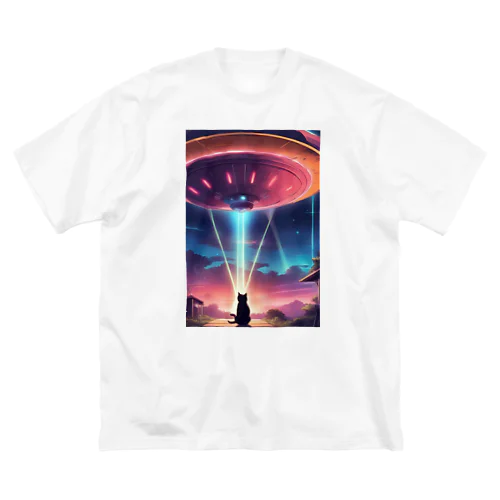 UFOに遭遇!? 不思議な猫のキャトルミューティレーション！👽🐱✨ Big T-Shirt