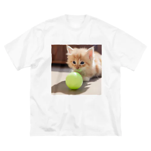 もふもふな子猫 ビッグシルエットTシャツ