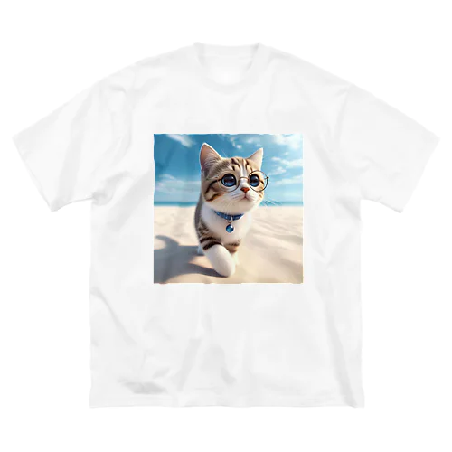 南国の海辺を歩く勇ましさに胸キュン猫 Big T-Shirt