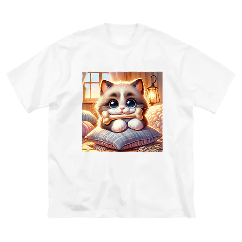 骨をくわえた猫ちゃん ビッグシルエットTシャツ