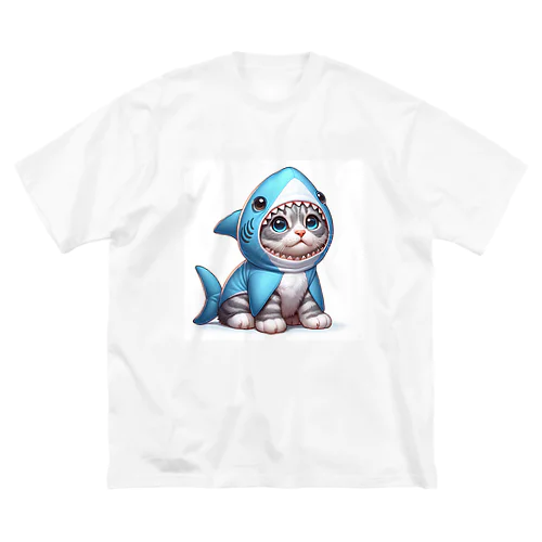 サメのフードを被った子猫 Big T-Shirt