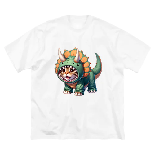 トリケラトプスのフードを被った子猫 Big T-Shirt