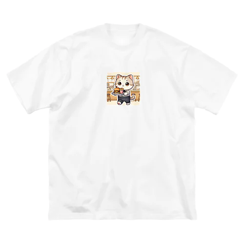 子猫がパンとミルクを運んでくれました Big T-Shirt