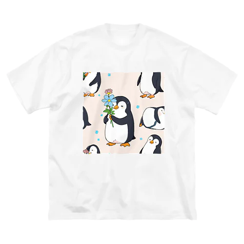 花を持ったかわいいペンギン ビッグシルエットTシャツ