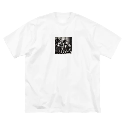 真似しておしゃれになった植物 Big T-Shirt