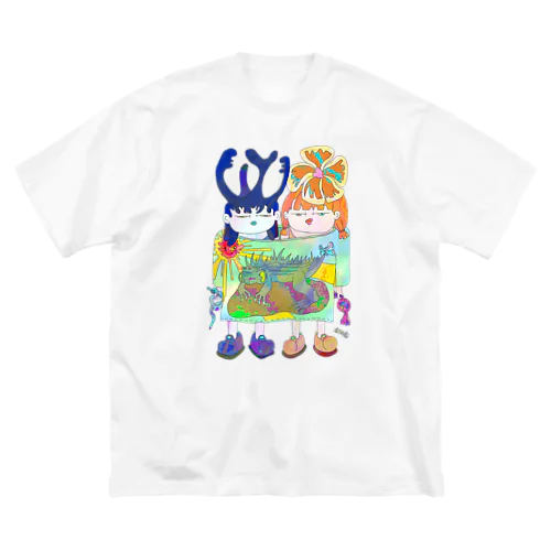 双子が一緒にデカティー着てるsv Big T-Shirt