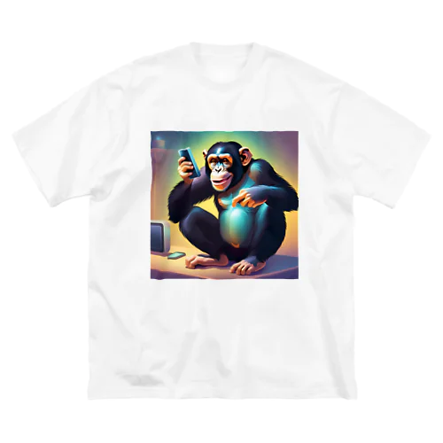 スマホを楽しむチンパンジー ビッグシルエットTシャツ