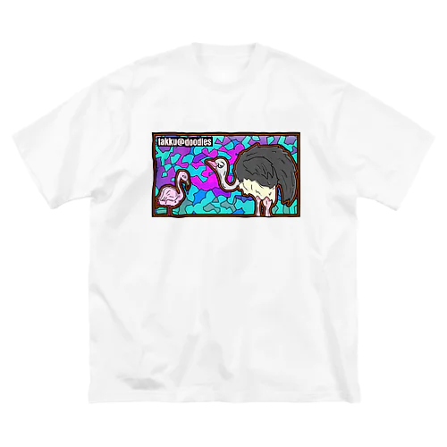 ダチョウとフラミンゴ Big T-Shirt