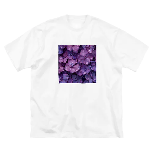 雨に濡れる　紫陽花 ビッグシルエットTシャツ