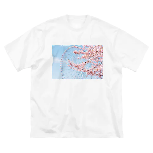 観覧車と桜。 Big T-Shirt