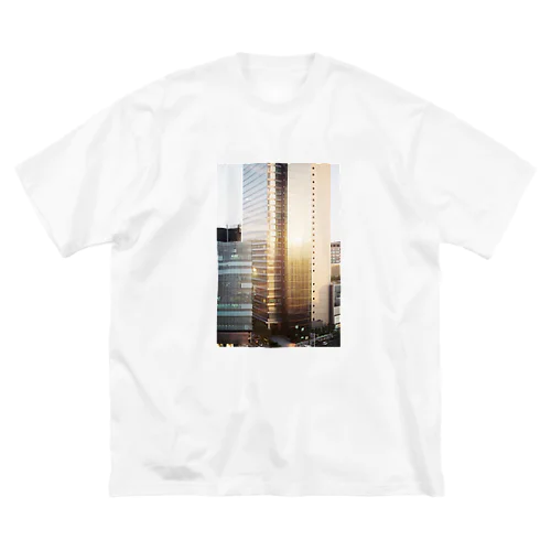 夕方/ビル Big T-Shirt