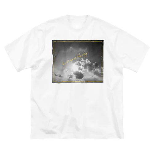 きょうのそら「青空」　Fiter④（Yellow） Big T-Shirt