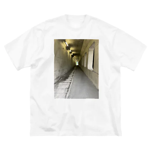 地下道 Big T-Shirt