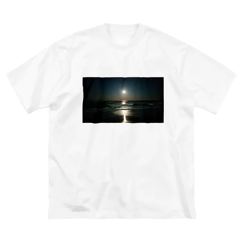 Moon Road Big T-Shirt