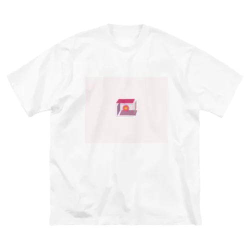 封じ込める〜！ Big T-Shirt