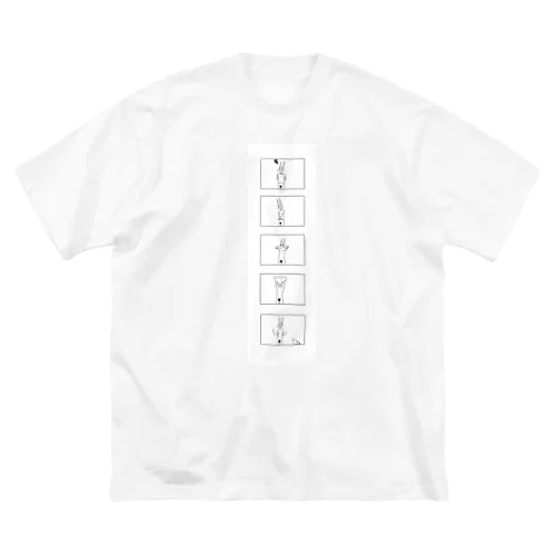 tシャツを脱ぐウサギ Big T-Shirt