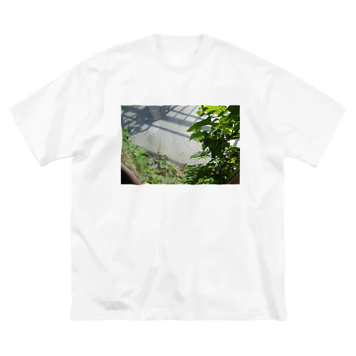 夏のおもいで Big T-Shirt