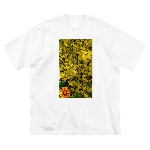 黄色い花 ビッグシルエットTシャツ