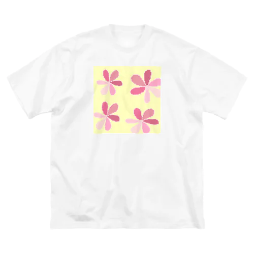 春の足音🌸🐝🌸 ビッグシルエットTシャツ