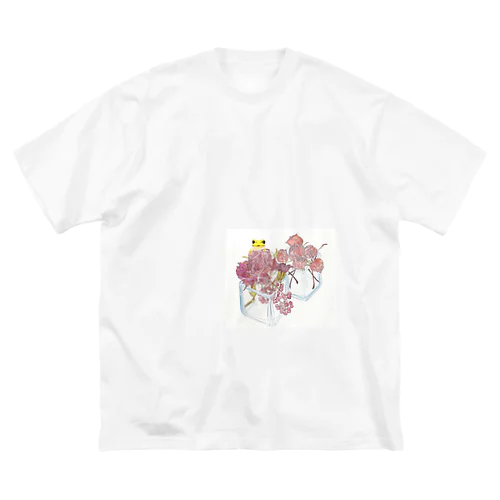 花の中に…？(1st ver.)　In the flowers...? ビッグシルエットTシャツ