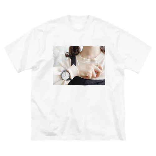 月よりのおんなの子 Big T-Shirt