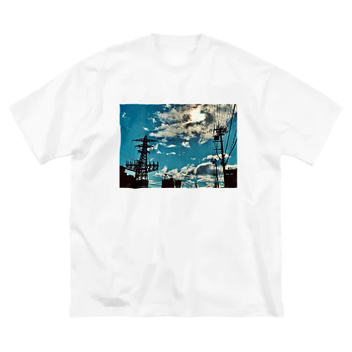 鉄塔　青空 ビッグシルエットTシャツ