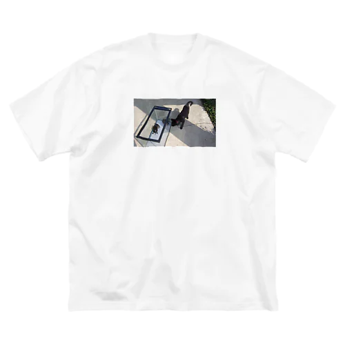 カメと子イヌ 루즈핏 티셔츠