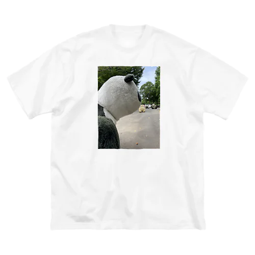 デパートのパンダ Big T-Shirt