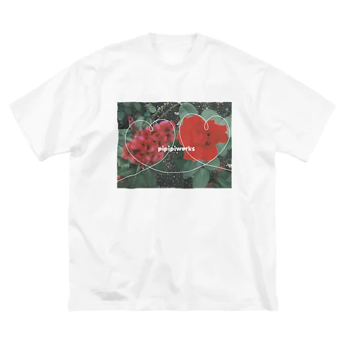 赤い仲良しお花のTシャツ ビッグシルエットTシャツ