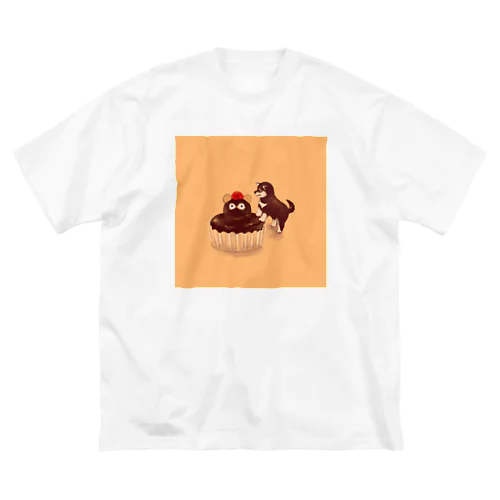 柴犬とたぬきケーキ ビッグシルエットTシャツ