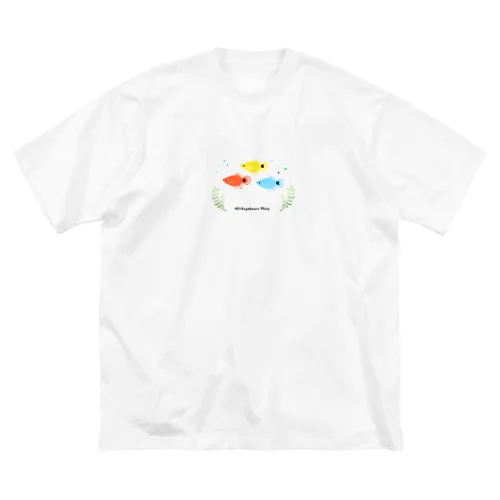 ミッキーマウスプラティと水草 Big T-Shirt