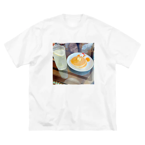 ﾎｯﾄｹｰｷﾚﾓﾝｽｶｯｼｭwith母 Big T-Shirt