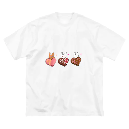 うさぎと桃・ラズベリークランチ・チェックのチョコレート ビッグシルエットTシャツ