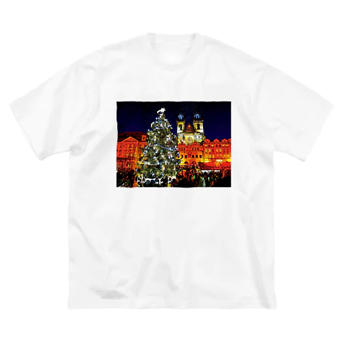 プラハ 夜のクリスマスツリーとティーン教会 ビッグシルエットTシャツ