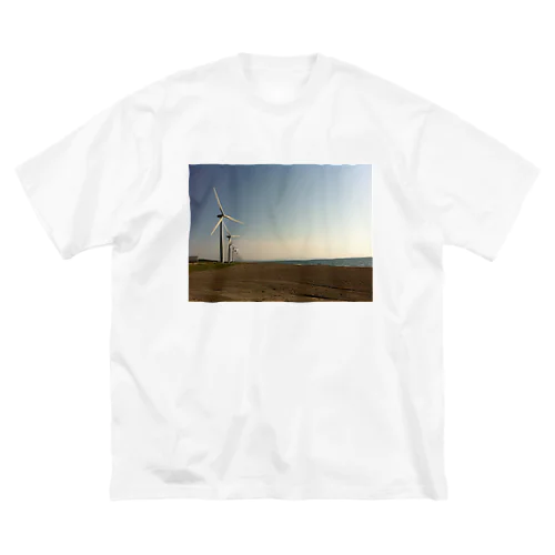 釜谷浜の風車 Big T-Shirt