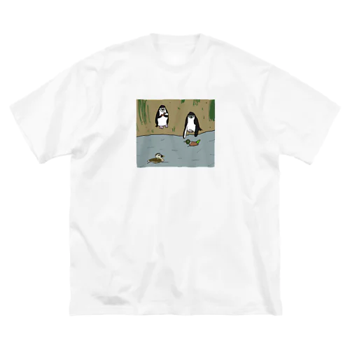 まぁまぁでかいバードウォッチングペンギン Big T-Shirt