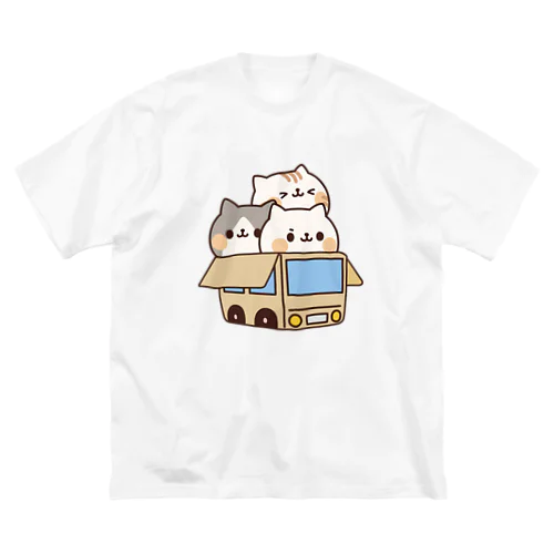 ネコがいっぱい　おくるまver. ビッグシルエットTシャツ