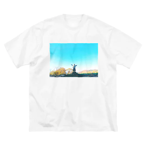 Blue sky fly high Big T-Shirt