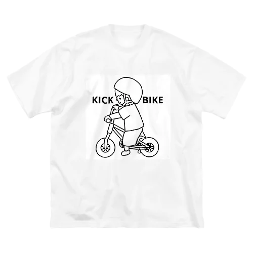 キックバイク練習中 Big T-Shirt