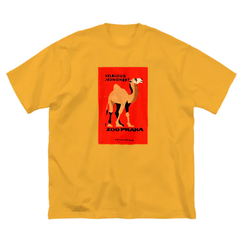 チェコ　プラハ動物園　ラクダ Big T-Shirt